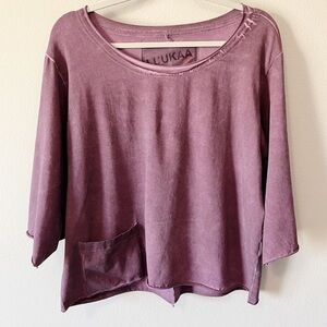 Luukaa Relaxed Fit Lagenlook Short Sleeve Top w/ Roll Tab Sleeves Purple Small?
